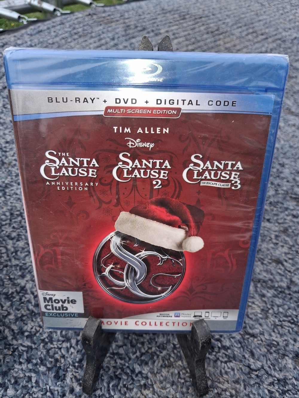 Disney The Santa Clause Trilogy Movie Collection - Red & Blue